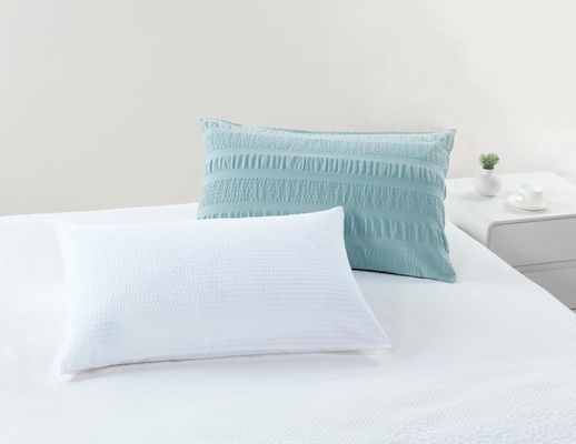 White Seersucker Pillow Cases Queen Size Sustainable Light Green Pillow Cases