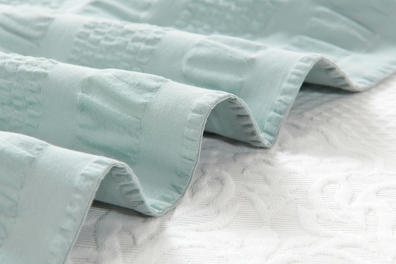 White Seersucker Pillow Cases Queen Size Sustainable Light Green Pillow Cases